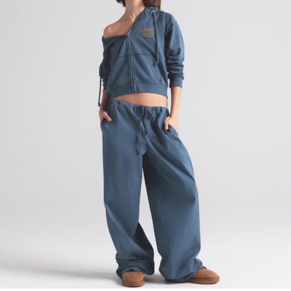 SKIMS Wide-Leg Drawstring Pants in Slate Blue